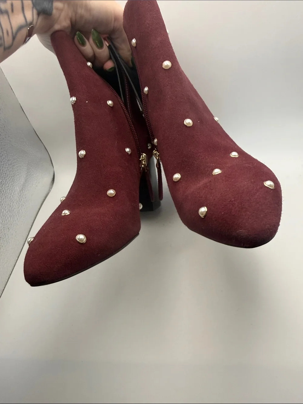 Like New Kate Spade Burgundy Pearl-Embellished Suede Ankle Boots Booties Size 6